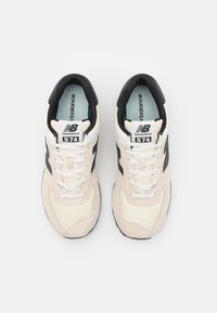 New Balance ML574 UNISEX - Sapatilhas - macadamia nut
