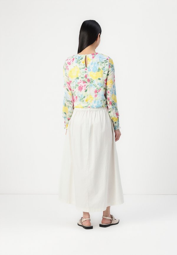 CHARLOTTE - A-line skirt2