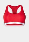Bustino - primary red