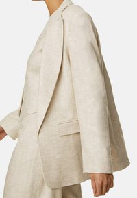Marks & Spencer Abrigo corto - mottled beige