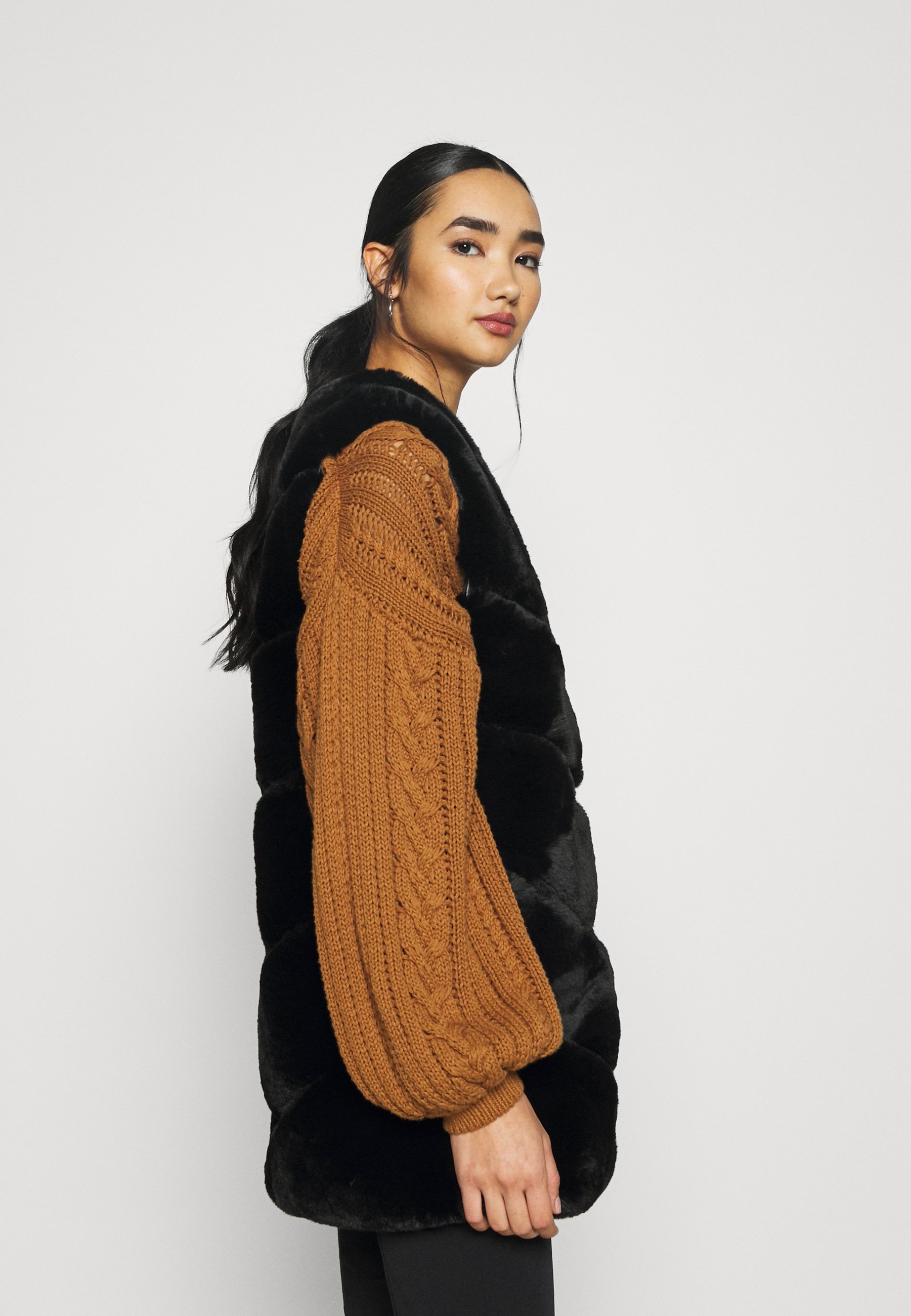 River Island Chaleco - black/negro - Zalando.es