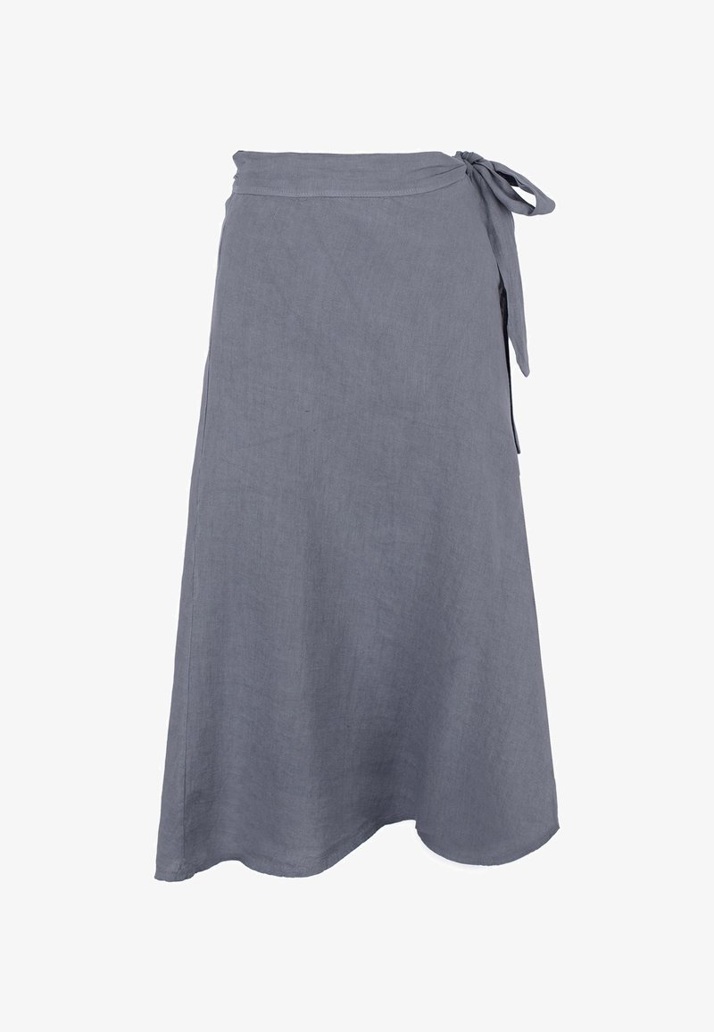 Grijze linnen wikkelrok met een striksluiting in de taille, vloeiende ontwerp en een zoom die zachtjes uitloopt. Zachte textuur en een minimalistische uitstraling.