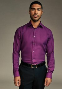 Next TRIMMED EASY CARE SINGLE CUFF - Hemd - purple