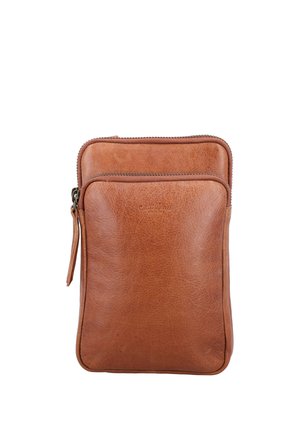 Bruine leren etui met rits, twee vakken en een klein treklipje aan de linkerkant.