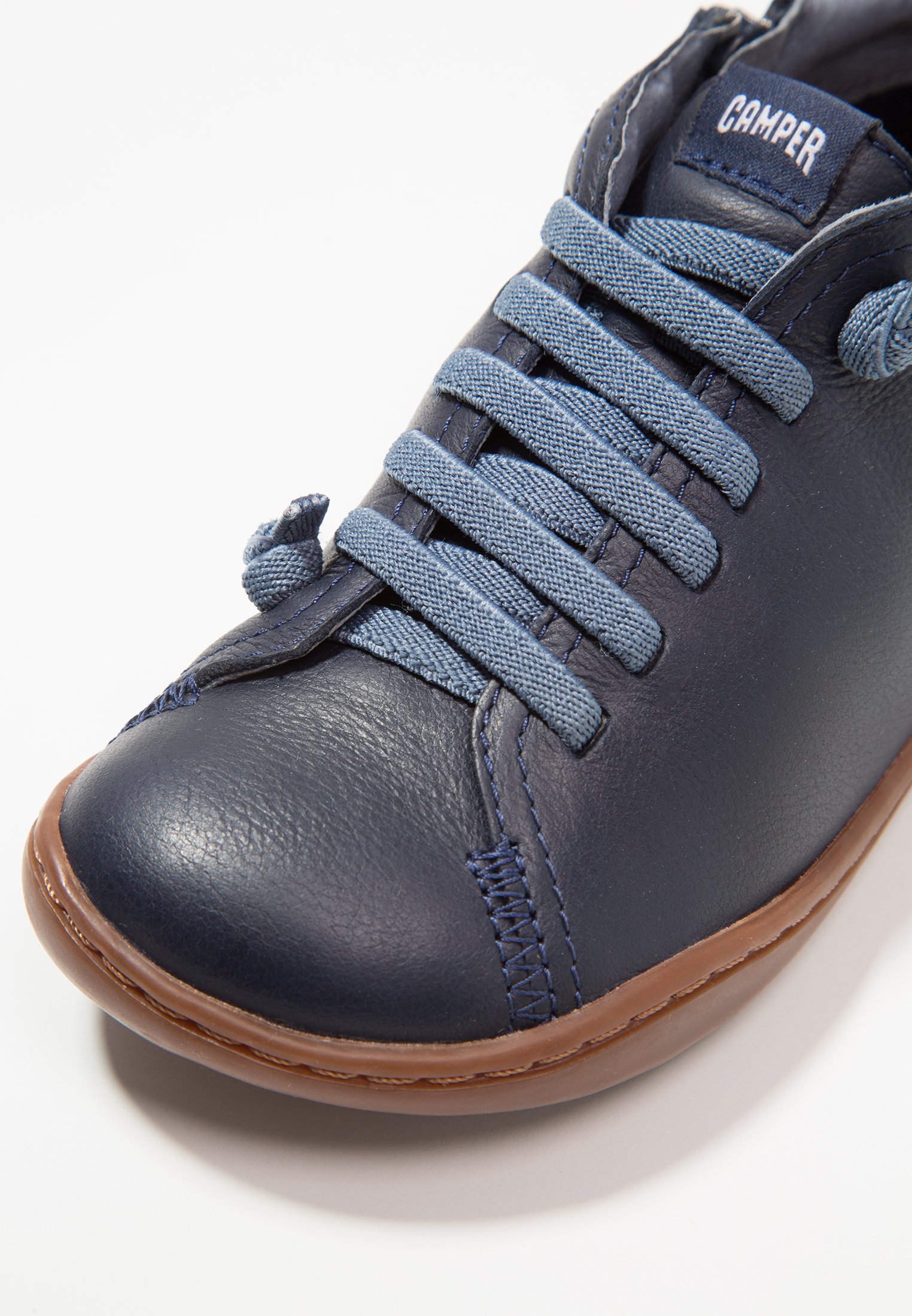 camper peu navy