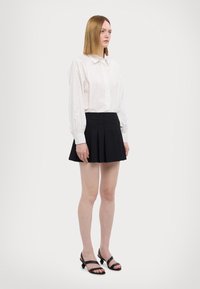 MAX&Co. LONG VERY SHORT - Fustă plisată - schwarz