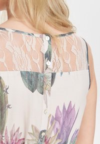 ONLY Vapaa-ajan mekko - beige