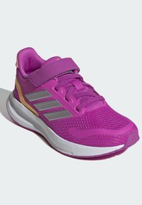 adidas Performance RUNFALCON  UNISEX fioletowy