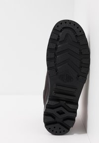 Palladium Stivaletti stringati - black
