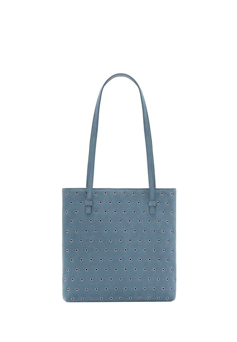 Lyseblå tote bag med en glat tekstur, med runde udskæringer prydet med metalringe, samt to lange, flade bære-stropper.