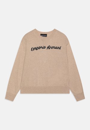 Pulover tricotat bej cu guler rotund, având brodat în cursiv negru "Emporio Armani" pe piept. Design curat, textură moale.