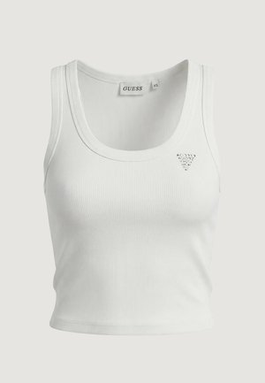 Top corto bianco a costine con scollatura a girocollo, etichetta del marchio Guess e piccolo logo triangolare con strass sul petto sinistro.