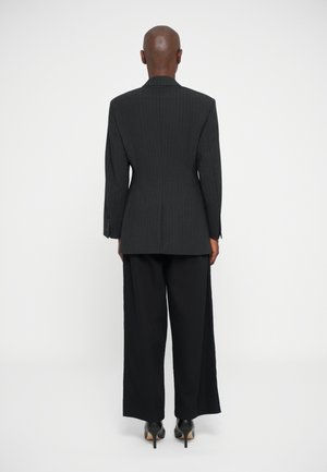 Rankning 16: Filippa K - HOURGLASS PINSTRIPE - Blazer