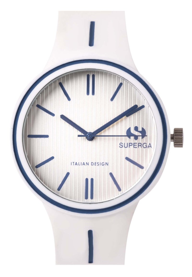Reloj de silicona blanca con un bisel a rayas en blanco y azul marino, esfera texturizada plateada, marcadores de hora azules y una corona de acero inoxidable.