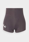HIGH WAISTED GYM SHORTS - Trikoot - marron