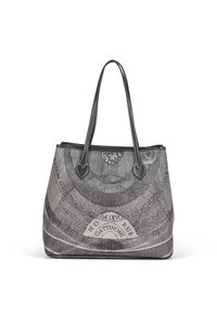Borsa tote bianca e nera con manici lunghi, caratterizzata da intricati motivi circolari e testo latino "Gattinoni" sulla superficie in tessuto.