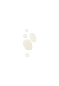 Gouttes de liquide blanc de tailles variées - l'une ovales et brillantes, d'autres plus petites et rondes - sur un fond blanc uni.