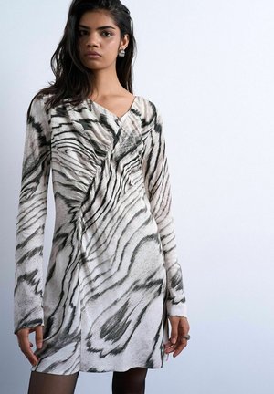 ASYMMETRISCHES TSDALIA KURZES - Hverdagskjole - black