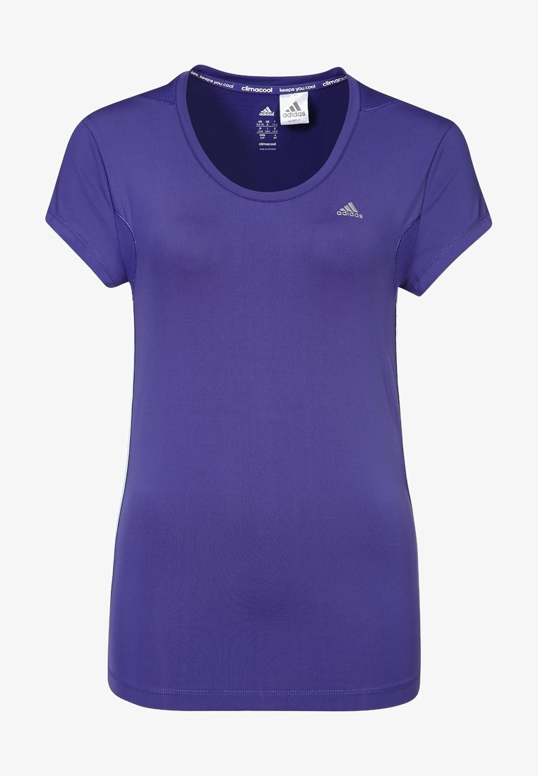 Lila kortärmad träningsskjorta i fuktavvisande tyg med rund halsringning och Adidas-logga på övre vänstra framsidan.