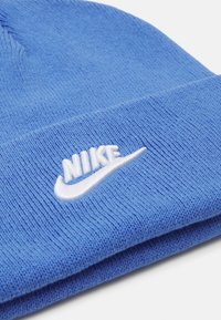 Nike Sportswear PEAK BEANIE UNISEX - Čepice - polar/white