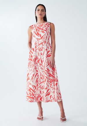 ZENAY MIDI - Hverdagskjole - coral abstract