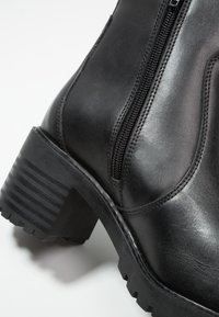Zign Botines con plataforma - black