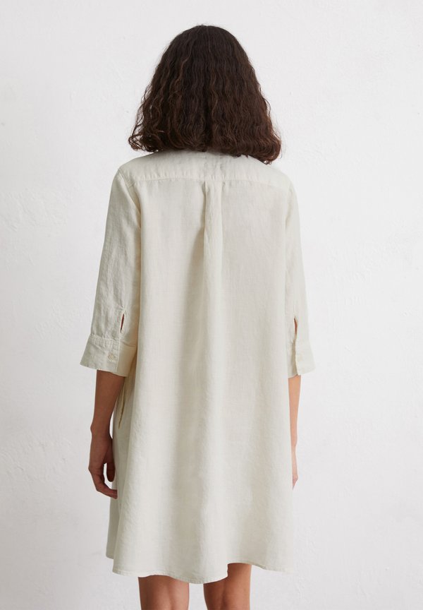 A SHAPED 3/4 SLEEVE SHORT LENGTH BREAST POCKET - Shirt dress - silky stone2