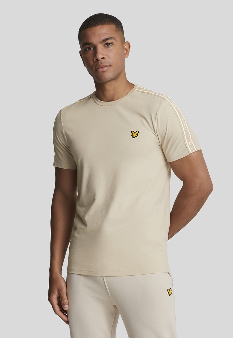 Lyle & Scott TAPE - T-shirt basic - w viaduct
