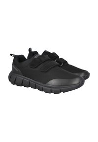 Zapatillas deportivas negras hechas de tela de malla con suelas de goma. Cuentan con correas de velcro, puntera redondeada y una suela texturizada para tracción.