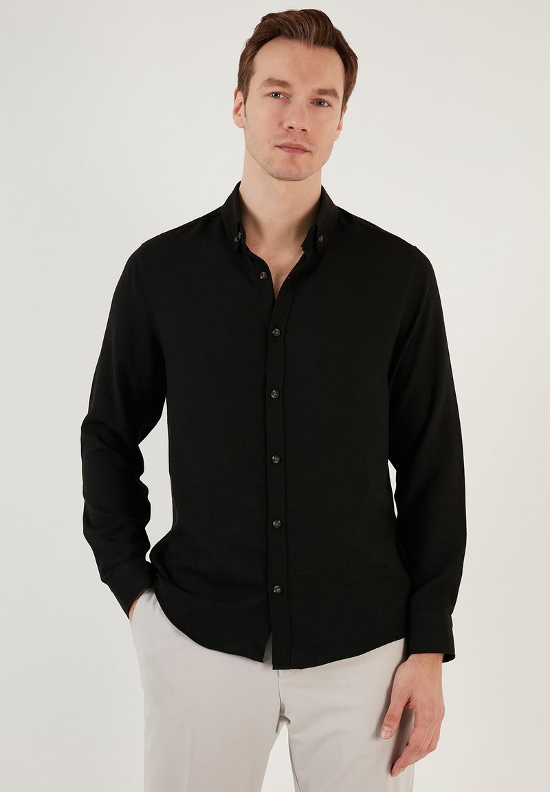 Buratti REGULAR FIT - Camisa - black