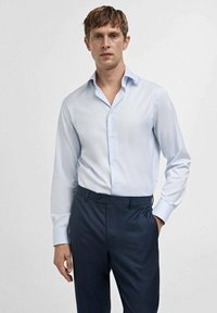 Mango Zakelijk overhemd - light blue