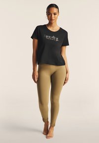 Freddy CON SPREADING LOVE - Camiseta estampada - nero