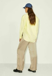 JJXX JXJAMIE LS RELAXED - Hemdbluse - elfin yellow