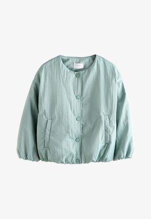 Lysegrøn, letvægtsjakke med rund halsudskæring, trykknapper foran, sidelommer og elastisk kant og manchetter.