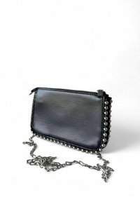 Unselected, black