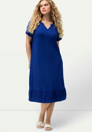 Blauwe katoenen blouse jurk met korte mouwen, V-hals, trekkoorddetails en een rucheszoom. Soepele textuur, knielange silhouet.