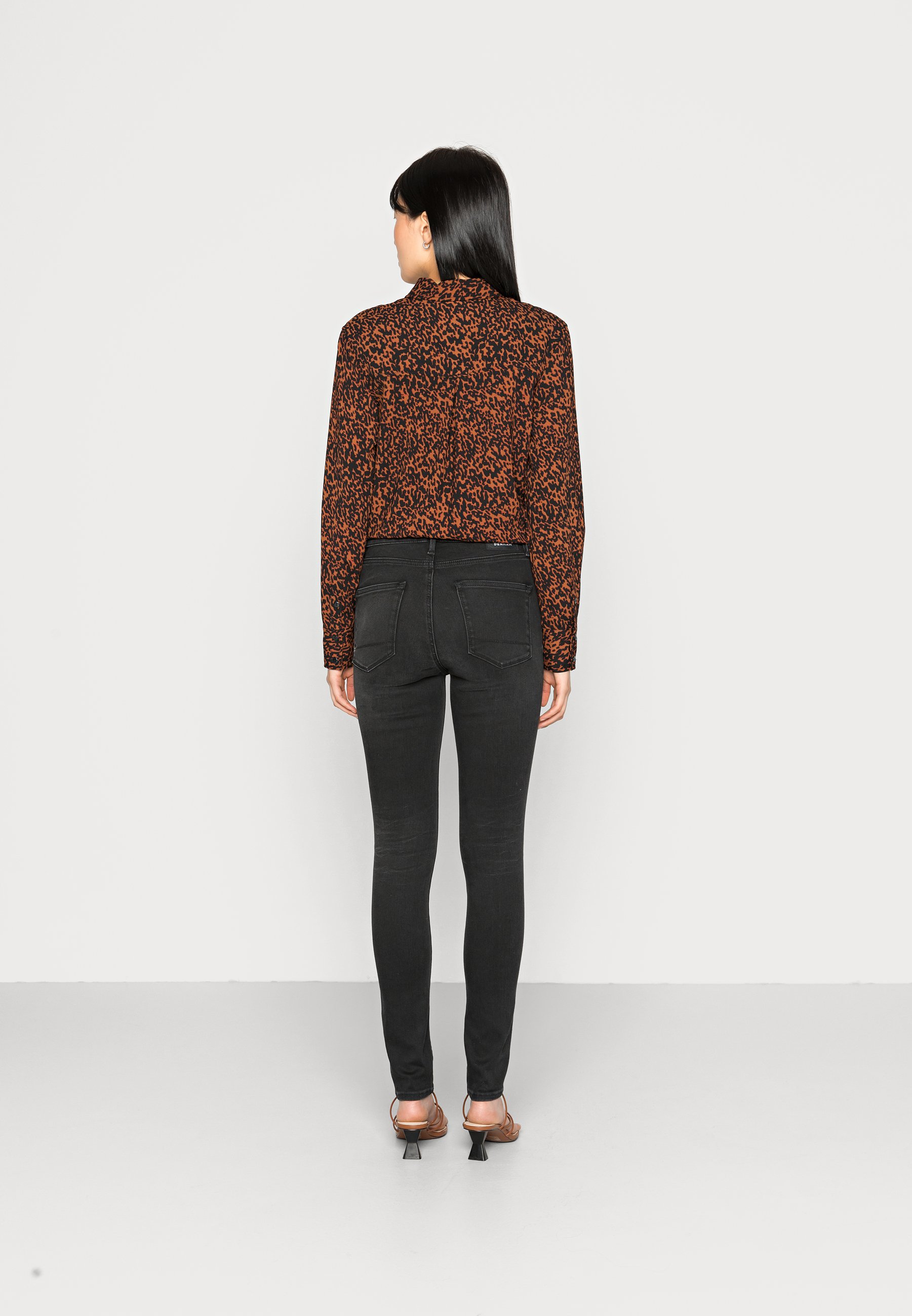 Denham NEEDLE FREE MOVE - Jeans Skinny 