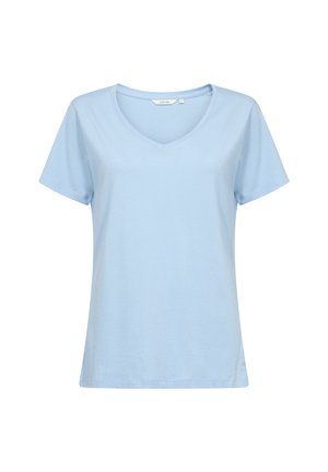 Jasnoniebieska koszulka typu V-neck wykonana z miękkiej bawełny. Krótkie rękawy i luźny krój. Posiada subtelne logo na dolnym wykończeniu. Gładka faktura.