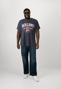 Jack & Jones JJELOGO TEE NECK 5 PACK - Marškinėliai su spaudiniu - dark navy/white/kombugreen/black/mountainspring