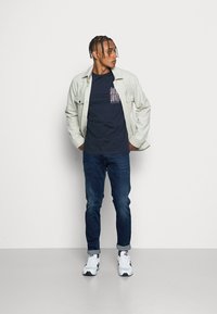 Jack & Jones JORJARL TEE CREW NECK - Camisola de manga comprida - navy