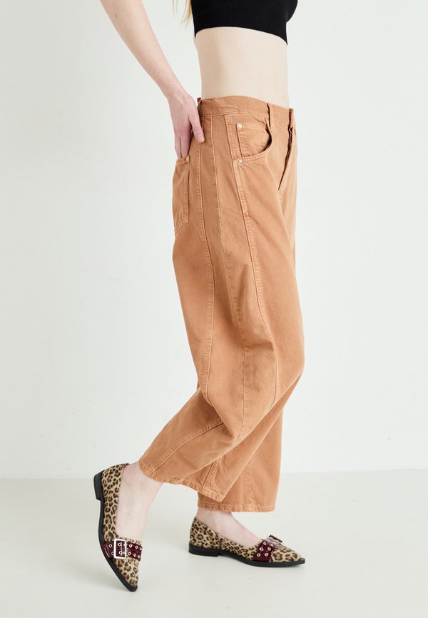 GOOD LUCK MID RISE BARREL - Relaxed fit jeans - ginger root3