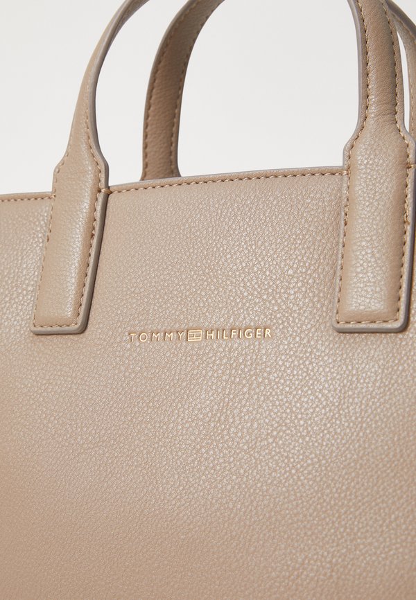 LOGOTAPE MINI TOTE - Handbag - coastal taupe4