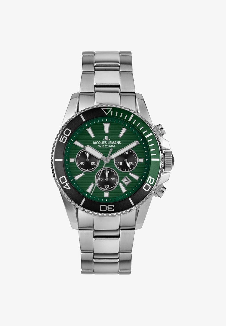 Orologio in acciaio inox con quadrante rotondo verde, tre sottoquadranti e indici delle ore luminescenti. Bezel nero con marcature dei minuti, resistente all'acqua.