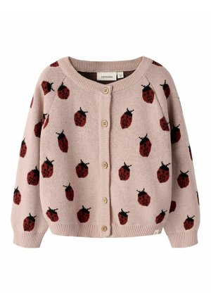 Cardigan rose en tricot avec col rond, boutonnage devant et motifs de coccinelles rouges et noires partout.