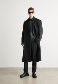 HUGO MENCI - Κλασικό παλτό - open miscellaneous
