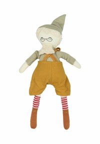 Muñeca de tela con rostro claro, gorra gris, camisa beige, pantalones cortos amarillos, calcetines a rayas rojas y zapatos marrones, con barba blanca y gafas.