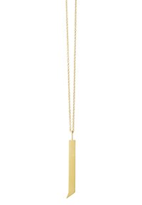 Collier couleur or avec un pendentif rectangulaire fin et une extrémité pointue, suspendu à une chaîne délicate à petits maillons.