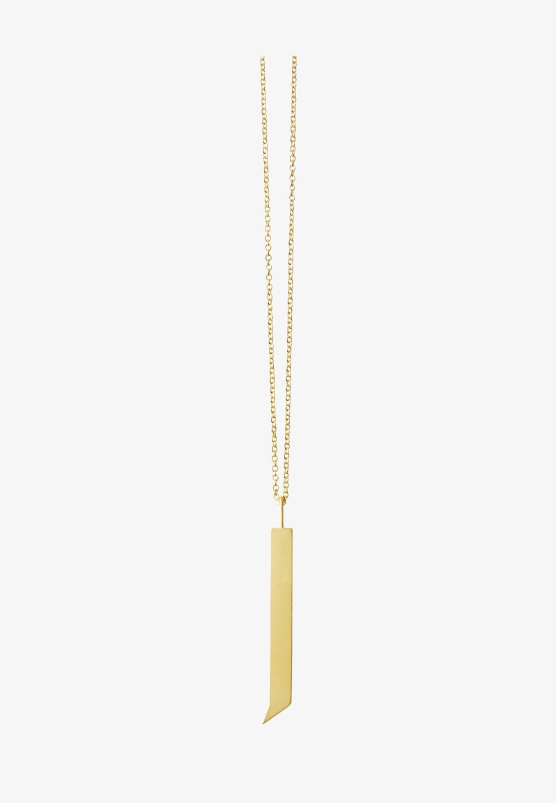 Goudkleurige ketting met een dun, rechthoekig hanger met een puntige uiteinde, hangend aan een fijne ketting met kleine schakels.