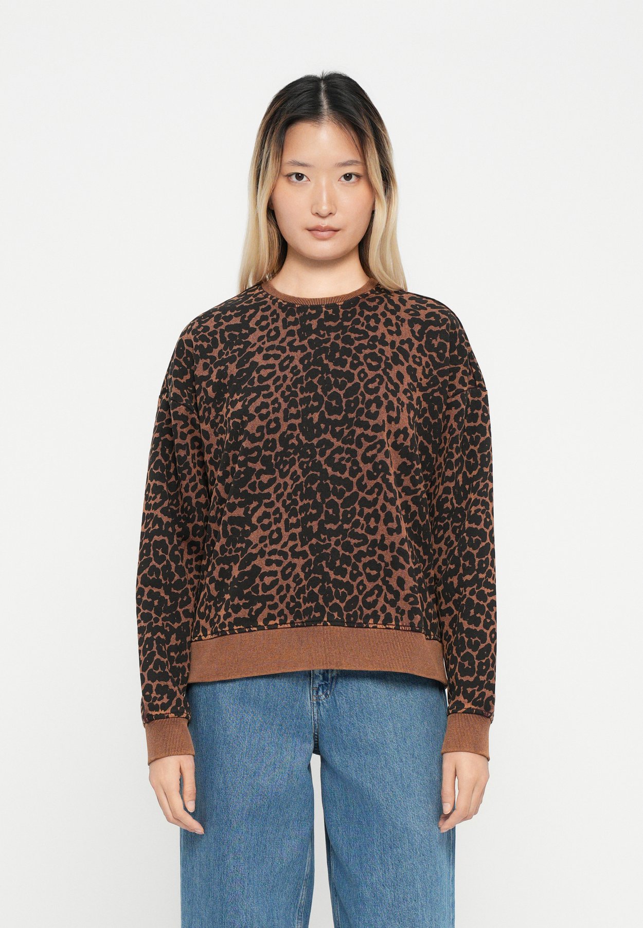 ONLVOICE O NECK