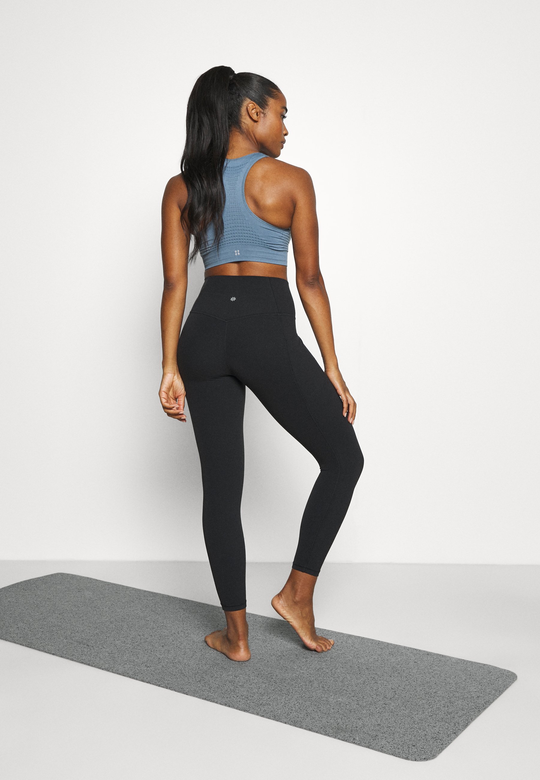 Athleta Salutation Stash Pocket Leggings, Women's, Size: 12/14, Black